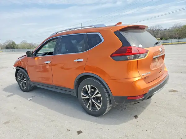JN8AT2MT4KW503255 2019 NISSAN ROGUE - Image 2