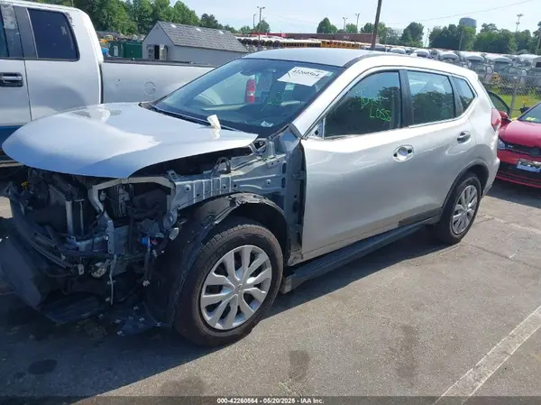 JN8AT2MT4LW003968 2020 NISSAN ROGUE - Image 2