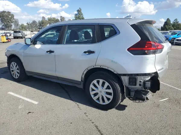 JN8AT2MT4LW007809 2020 NISSAN ROGUE - Image 2