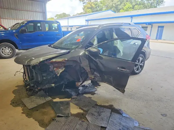 JN8AT2MT4LW013982 2020 NISSAN ROGUE - Image 1