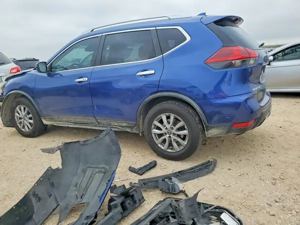 JN8AT2MT4LW018907 2020 NISSAN ROGUE - Image 2