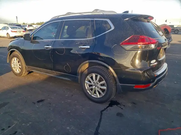 JN8AT2MT4LW031060 2020 NISSAN ROGUE - Image 2