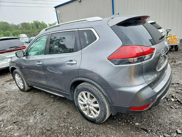 JN8AT2MT4LW033665 2020 NISSAN ROGUE - Image 2