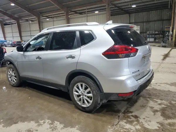 JN8AT2MT4LW034721 2020 NISSAN ROGUE - Image 2