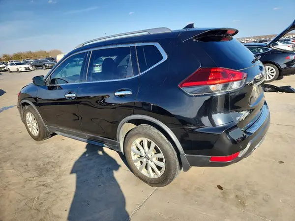 JN8AT2MT4LW035576 2020 NISSAN ROGUE - Image 2