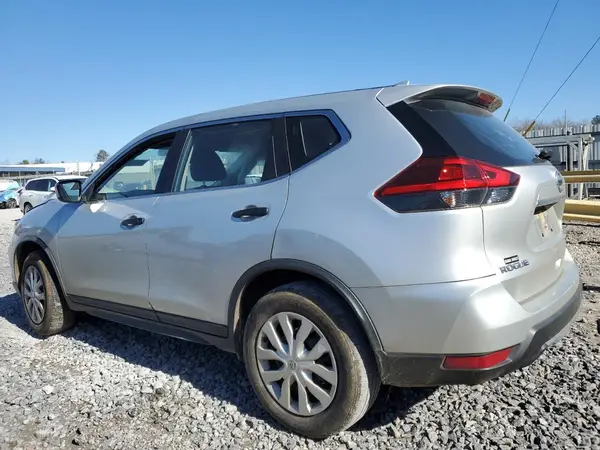 JN8AT2MT4LW038753 2020 NISSAN ROGUE - Image 2