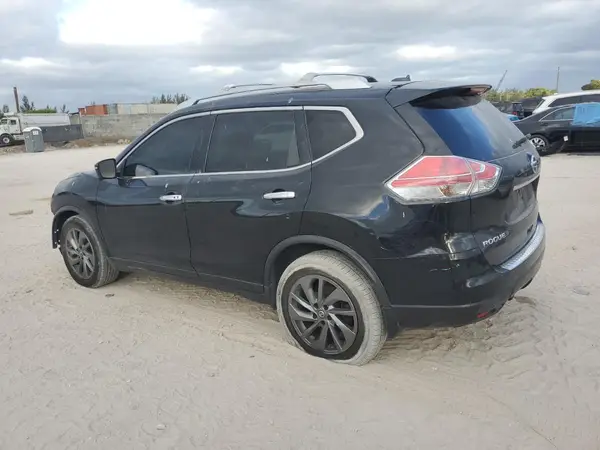 JN8AT2MT5GW000695 2016 NISSAN ROGUE - Image 2