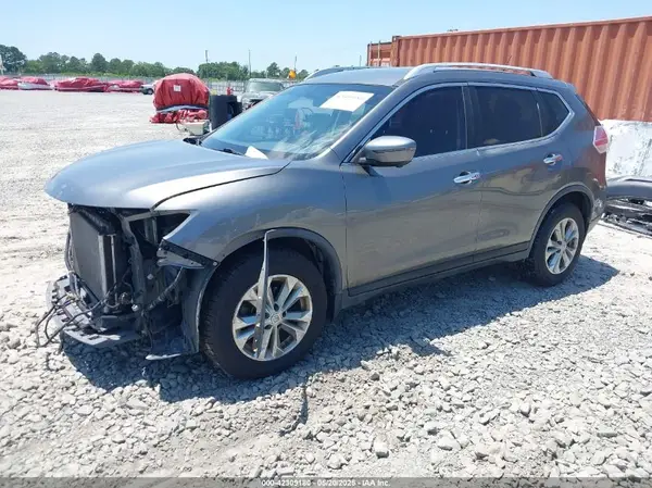 JN8AT2MT5GW002155 2016 NISSAN ROGUE - Image 2