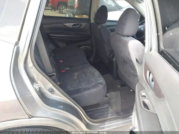 JN8AT2MT5GW010014 2016 NISSAN ROGUE - Image 8