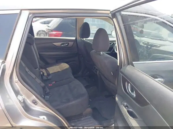 JN8AT2MT5GW012023 2016 NISSAN ROGUE - Image 8