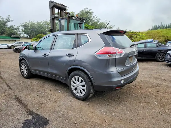 JN8AT2MT5GW018114 2016 NISSAN ROGUE - Image 2