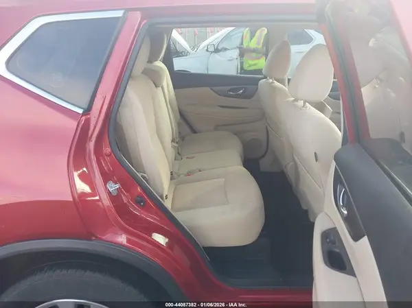 JN8AT2MT5GW018761 2016 NISSAN ROGUE - Image 8