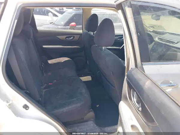 JN8AT2MT5GW018842 2016 NISSAN ROGUE - Image 8