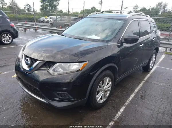 JN8AT2MT5GW025239 2016 NISSAN ROGUE - Image 2