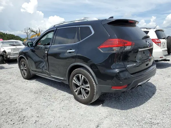 JN8AT2MT5HW131448 2017 NISSAN ROGUE - Image 2