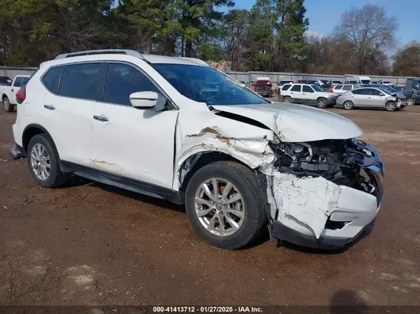 JN8AT2MT5HW131501 2017 NISSAN ROGUE - Image 1