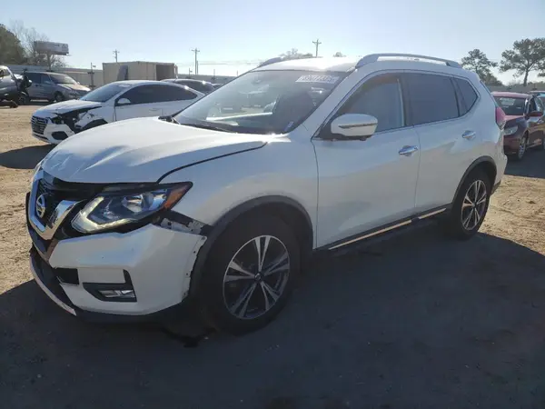 JN8AT2MT5HW131658 2017 NISSAN ROGUE - Image 1