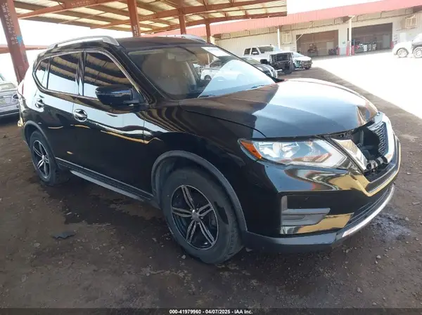 JN8AT2MT5HW132180 2017 NISSAN ROGUE - Image 1