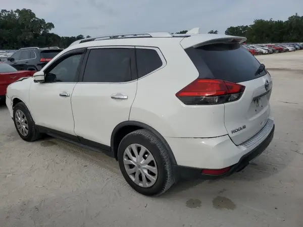 JN8AT2MT5HW135094 2017 NISSAN ROGUE - Image 2