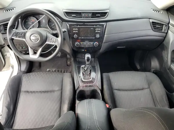 JN8AT2MT5HW135094 2017 NISSAN ROGUE - Image 8