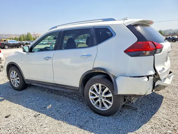 JN8AT2MT5HW137394 2017 NISSAN ROGUE - Image 2