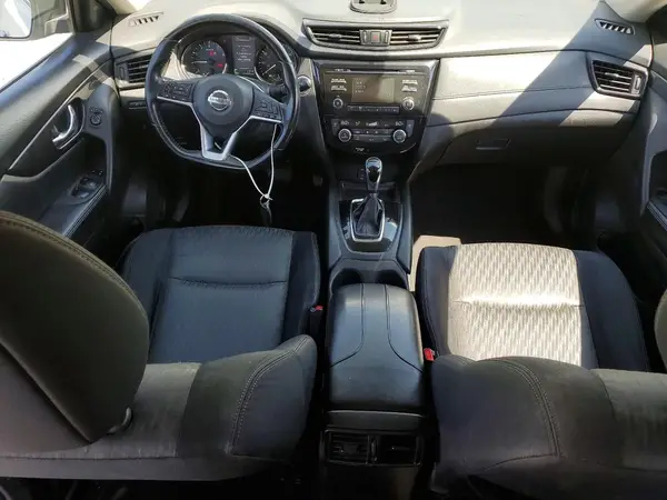 JN8AT2MT5HW137394 2017 NISSAN ROGUE - Image 8