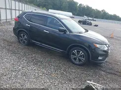 JN8AT2MT5HW138383 2017 NISSAN ROGUE