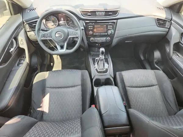 JN8AT2MT5HW139887 2017 NISSAN ROGUE - Image 8
