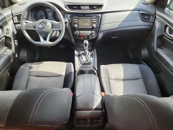 JN8AT2MT5HW139971 2017 NISSAN ROGUE - Image 8