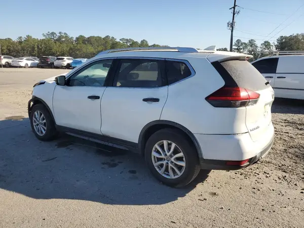 JN8AT2MT5HW143762 2017 NISSAN ROGUE - Image 2