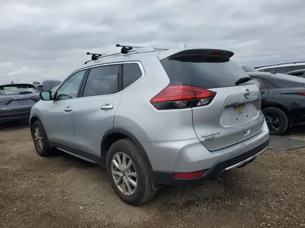 JN8AT2MT5HW144006 2017 NISSAN ROGUE - Image 2