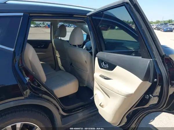 JN8AT2MT5HW148184 2017 NISSAN ROGUE - Image 8