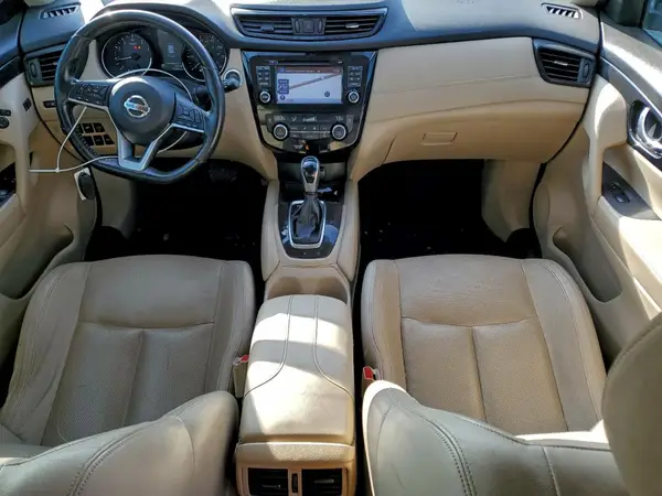 JN8AT2MT5HW148329 2017 NISSAN ROGUE - Image 8