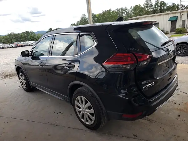 JN8AT2MT5HW148718 2017 NISSAN ROGUE - Image 2