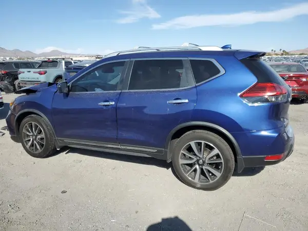 JN8AT2MT5HW148749 2017 NISSAN ROGUE - Image 2