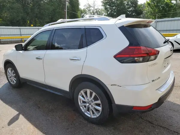 JN8AT2MT5HW382583 2017 NISSAN ROGUE - Image 2