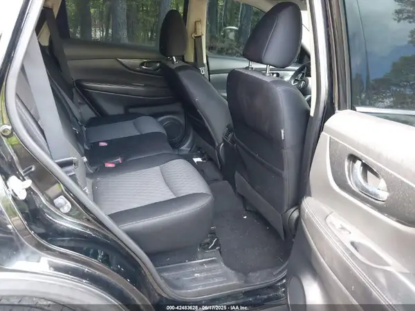 JN8AT2MT5HW383569 2017 NISSAN ROGUE - Image 8