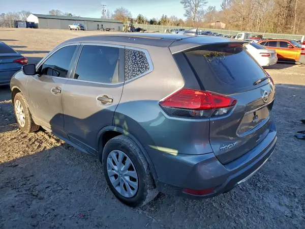 JN8AT2MT5HW384401 2017 NISSAN ROGUE - Image 2
