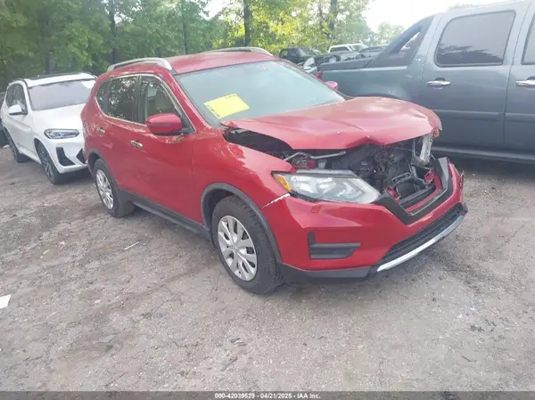 JN8AT2MT5HW385967 2017 NISSAN ROGUE - Image 1