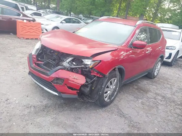 JN8AT2MT5HW385967 2017 NISSAN ROGUE - Image 2