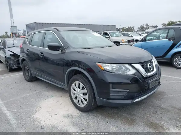JN8AT2MT5HW387542 2017 NISSAN ROGUE - Image 1