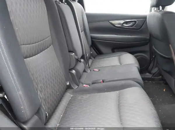 JN8AT2MT5HW387542 2017 NISSAN ROGUE - Image 8