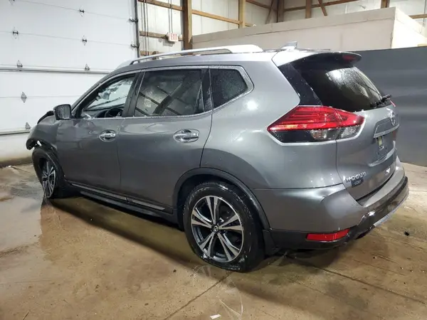 JN8AT2MT5HW389033 2017 NISSAN ROGUE - Image 2