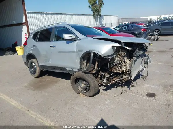 JN8AT2MT5HW389839 2017 NISSAN ROGUE - Image 1