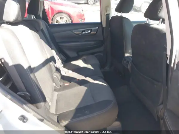 JN8AT2MT5HW389839 2017 NISSAN ROGUE - Image 8