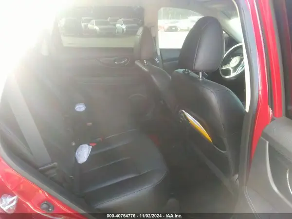 JN8AT2MT5HW392370 2017 NISSAN ROGUE - Image 8