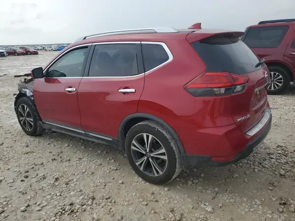 JN8AT2MT5HW398105 2017 NISSAN ROGUE - Image 2