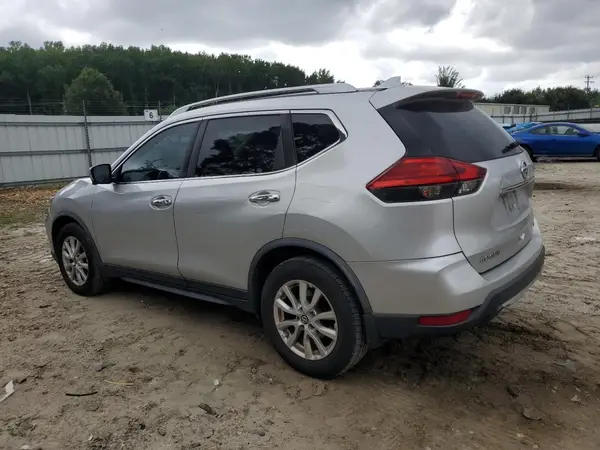 JN8AT2MT5HW402976 2017 NISSAN ROGUE - Image 2