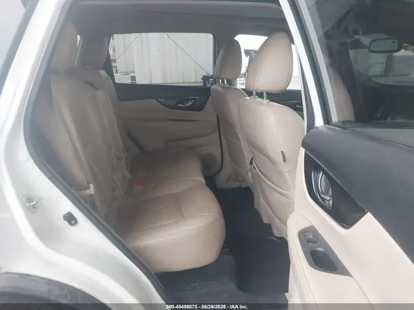 JN8AT2MT5HW403576 2017 NISSAN ROGUE - Image 8