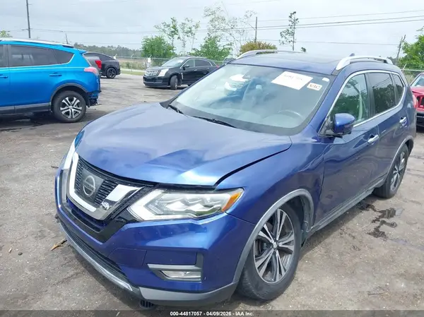 JN8AT2MT5HW406848 2017 NISSAN ROGUE - Image 2